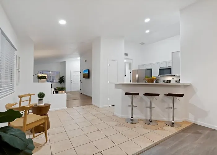 4 Bedroom Retreat In The Heart Of Oro Valley