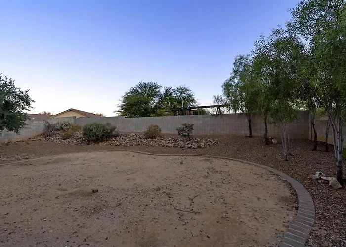 4 Bedroom Retreat In The Heart Of Holiday home