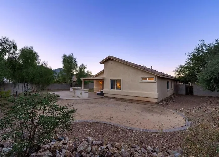 Holiday home 4 Bedroom Retreat In The Heart Of